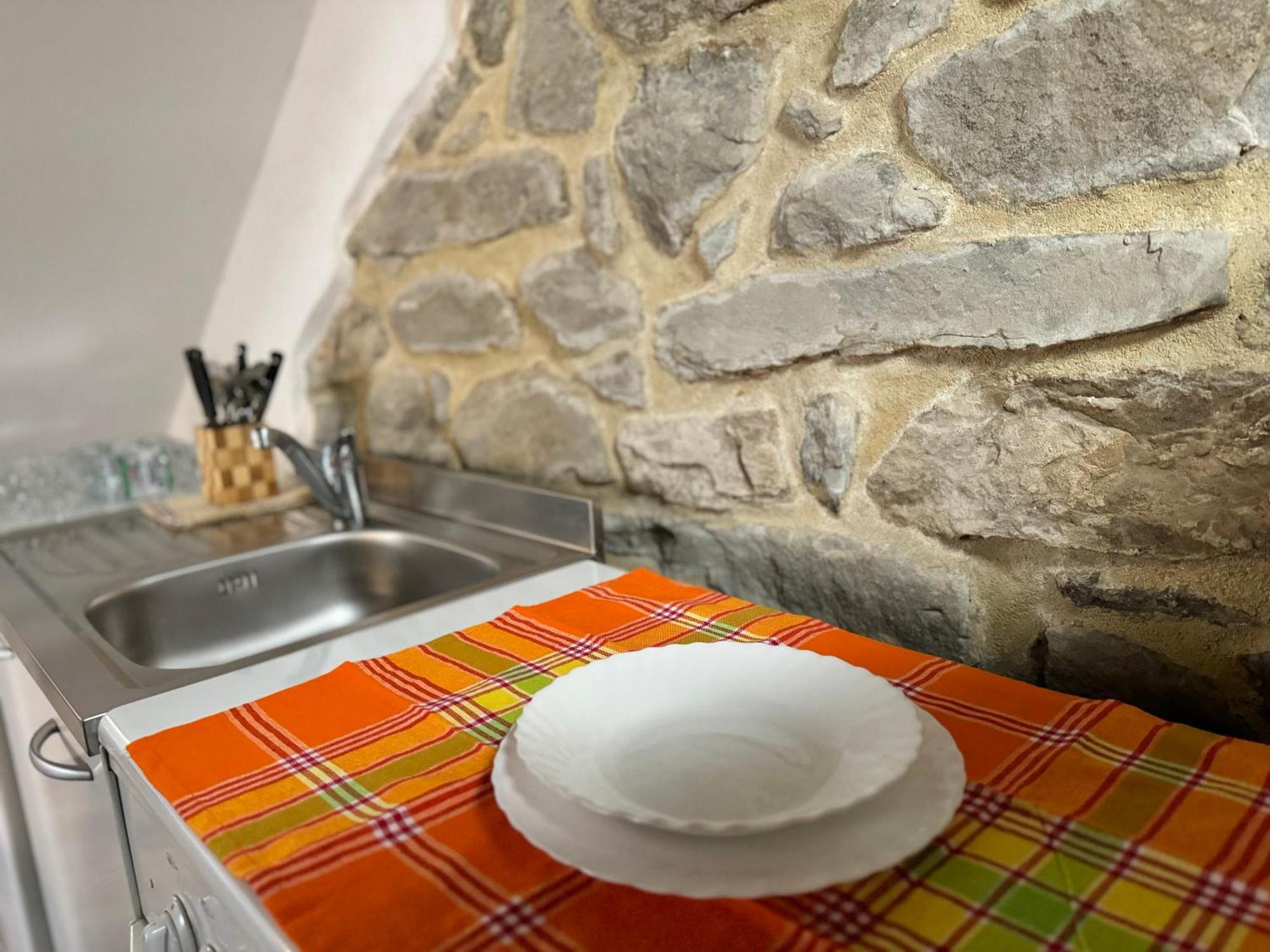 La Casetta Nel Borgo -Cerageto- ภายนอก รูปภาพ